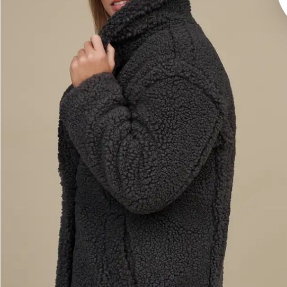 Women's Black Sherpa Coat - Picture 3 of 3